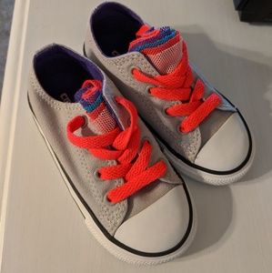 Toddler Converse size 7